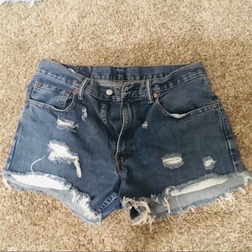 Levi Cut Off Distressed Shorts